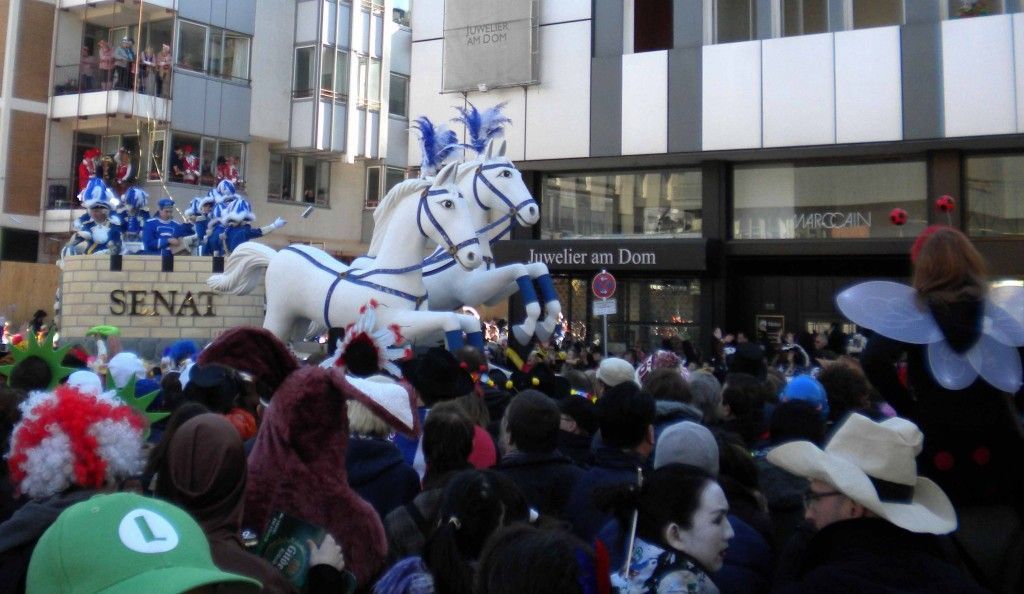 Carroza en el Carnaval de Colonia, Rosenmontag