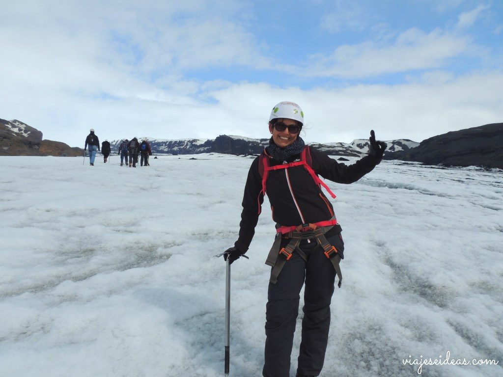 Celebrando mi cumpleaños en mitad del glaciar Solheimajökull Islandia