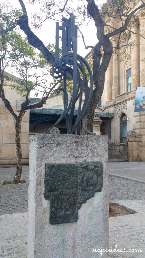 Monumento a la Sexta Flota Americana