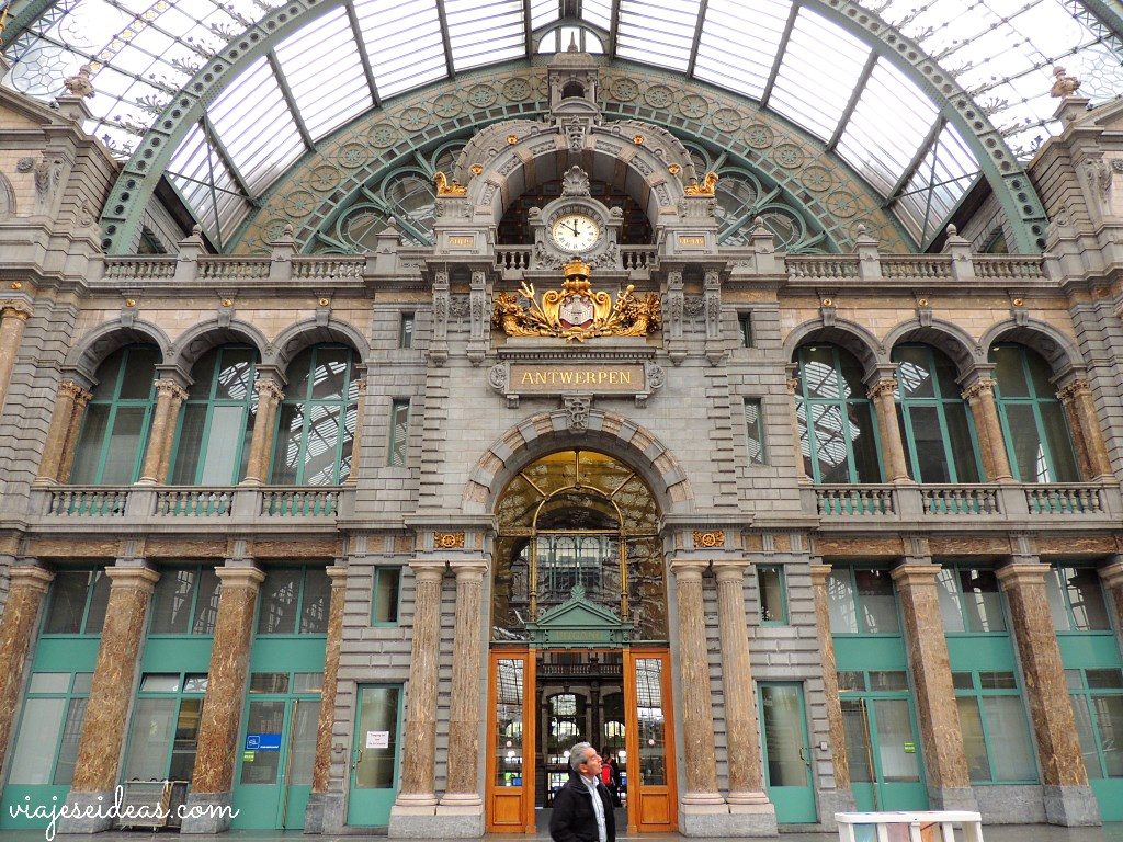 Estación de tren, visita a Amberes