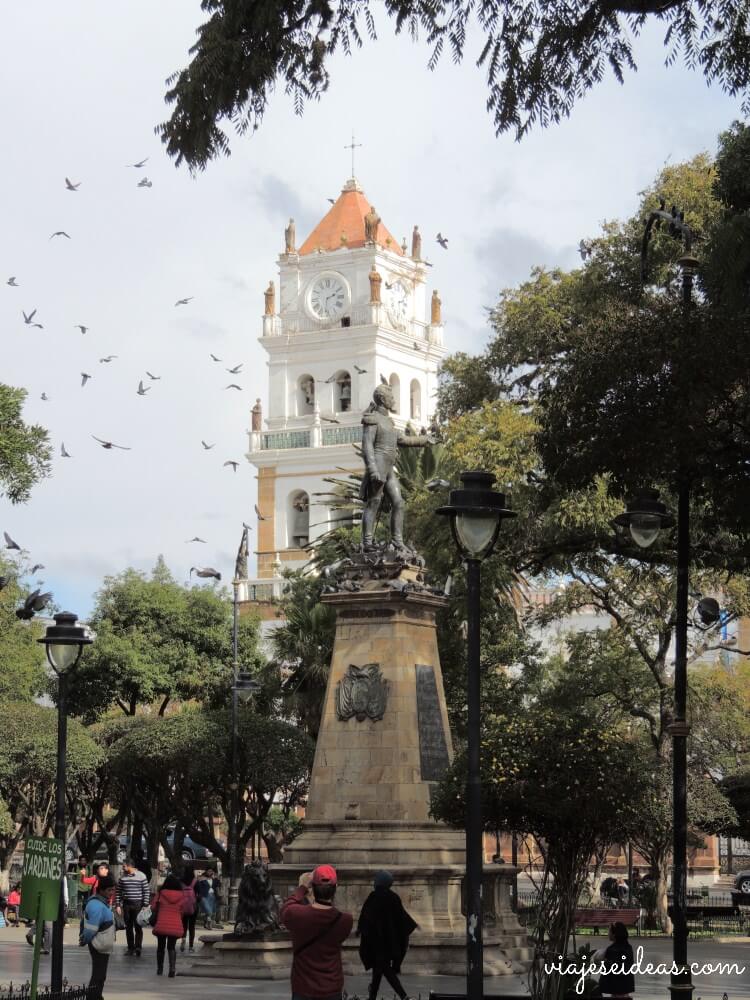 plaza 25 de mayo, que ver en Sucre