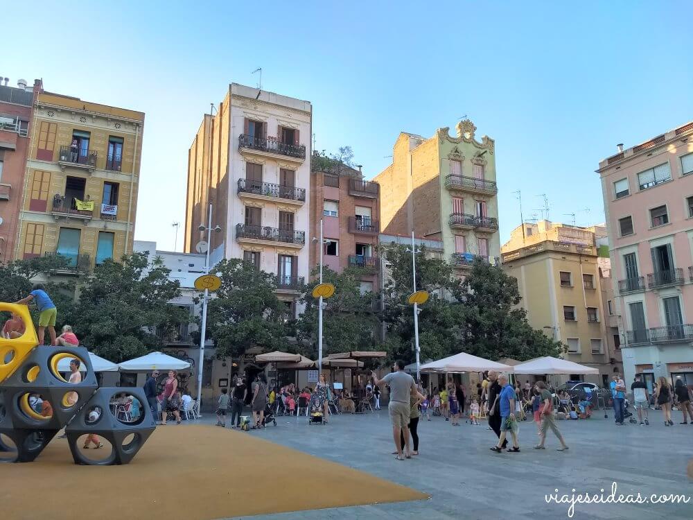 Qué ver en el barrio de Gracia, Plaza del Sol