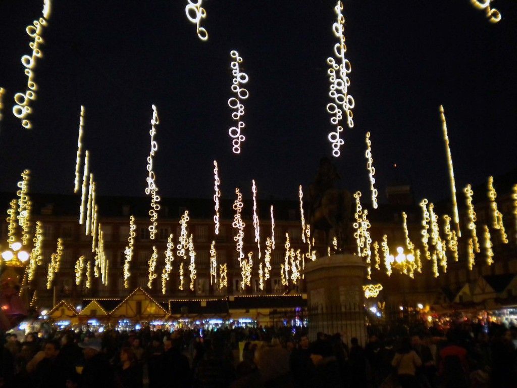 Decoración navideña en la Plaza Mayor de Madrid