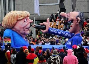 Carroza de Merkel y Grecia en el Carnaval de Düsseldorf. Foto: www.20min.ch