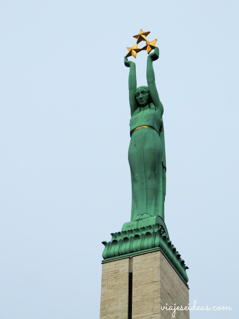 Riga - monumento libertad