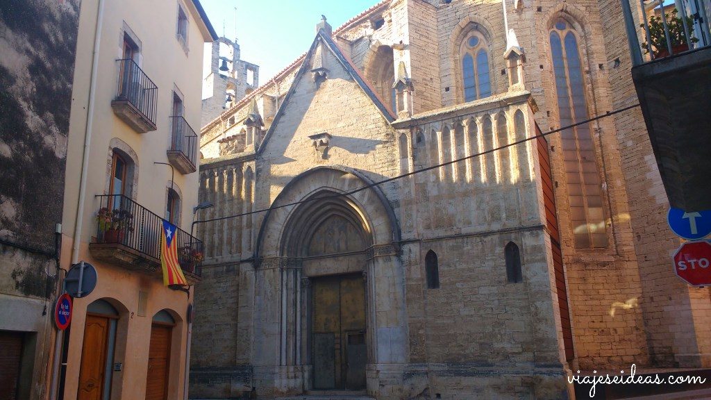 Iglesia de Bañolas