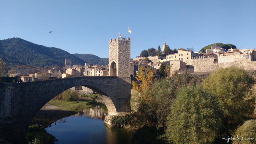Besalú - pueblo medieval
