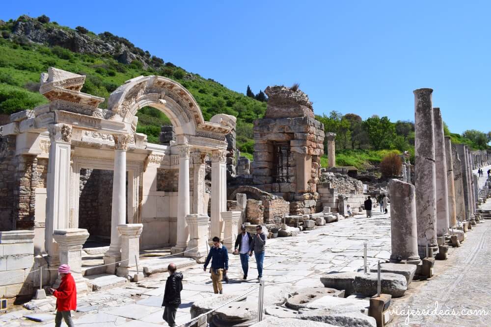 Visitar Éfeso, calle Curetes