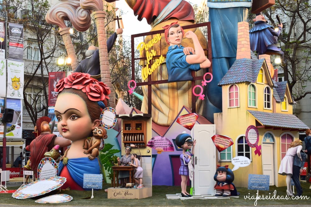 Ir a las Fallas, falla feminista