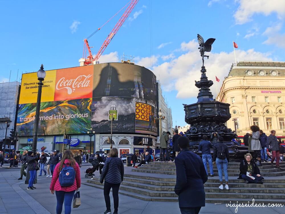 Qué ver en el West End, Picadilly Circus