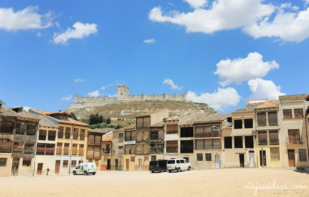 Que hacer en Peñafiel, Plaza del Coso
