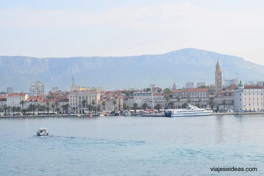 Vista de Split desde el ferry