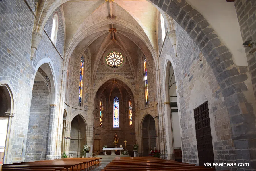 Interior de la iglesia
