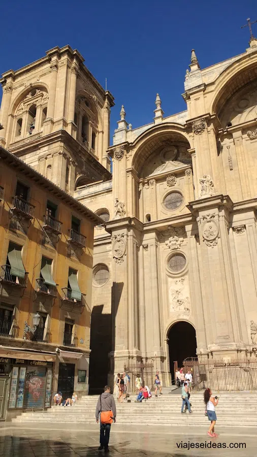 Fachada de la Catedral