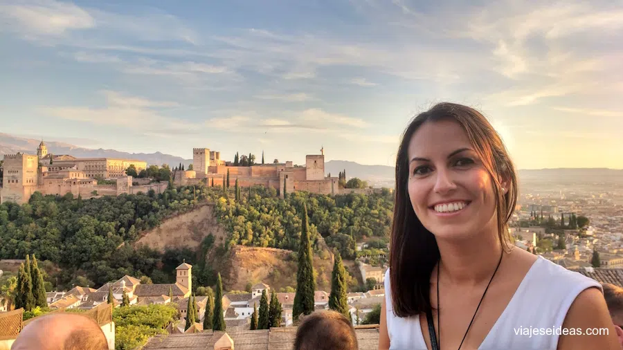 Yo en el mirador al atardecer