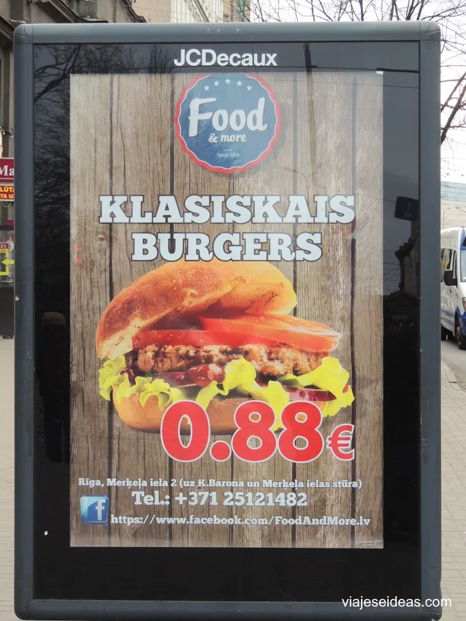 Cartel donde anuncian una hamburguesa a 0,88€