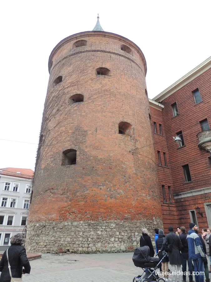 Exterior de la torre