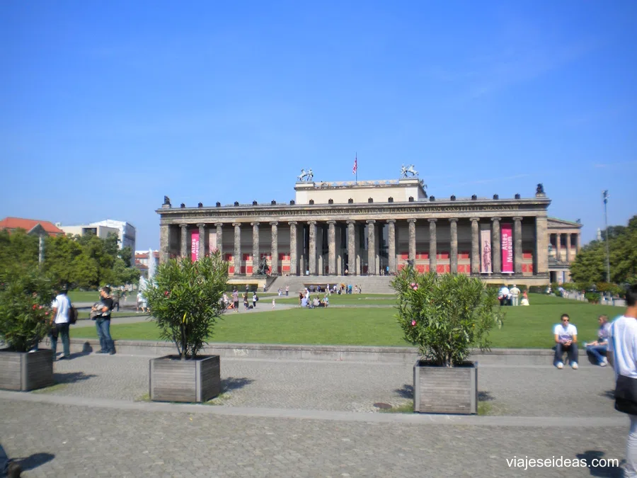 Fachada del Altes Museum