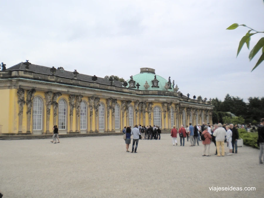 Fachada del palacio
